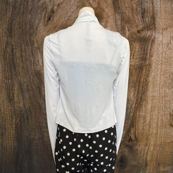 Bailey 44 White Ruffle Cropped Cardigan Medium (fits more like a small) - Picture 3 of 4